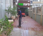 ניקוי משטחי אבן